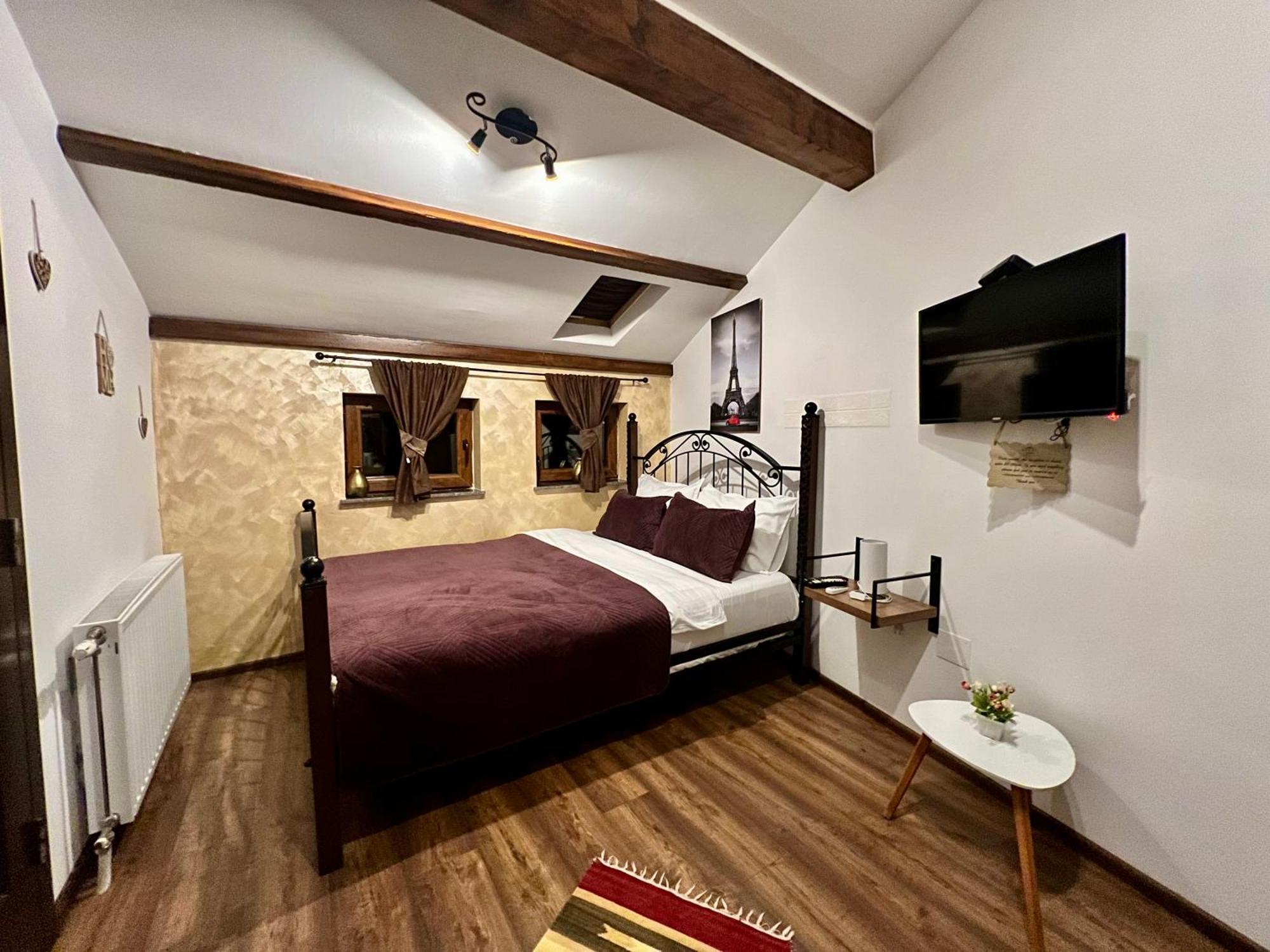 Hotel Fjorr Πρίζρεν Εξωτερικό φωτογραφία