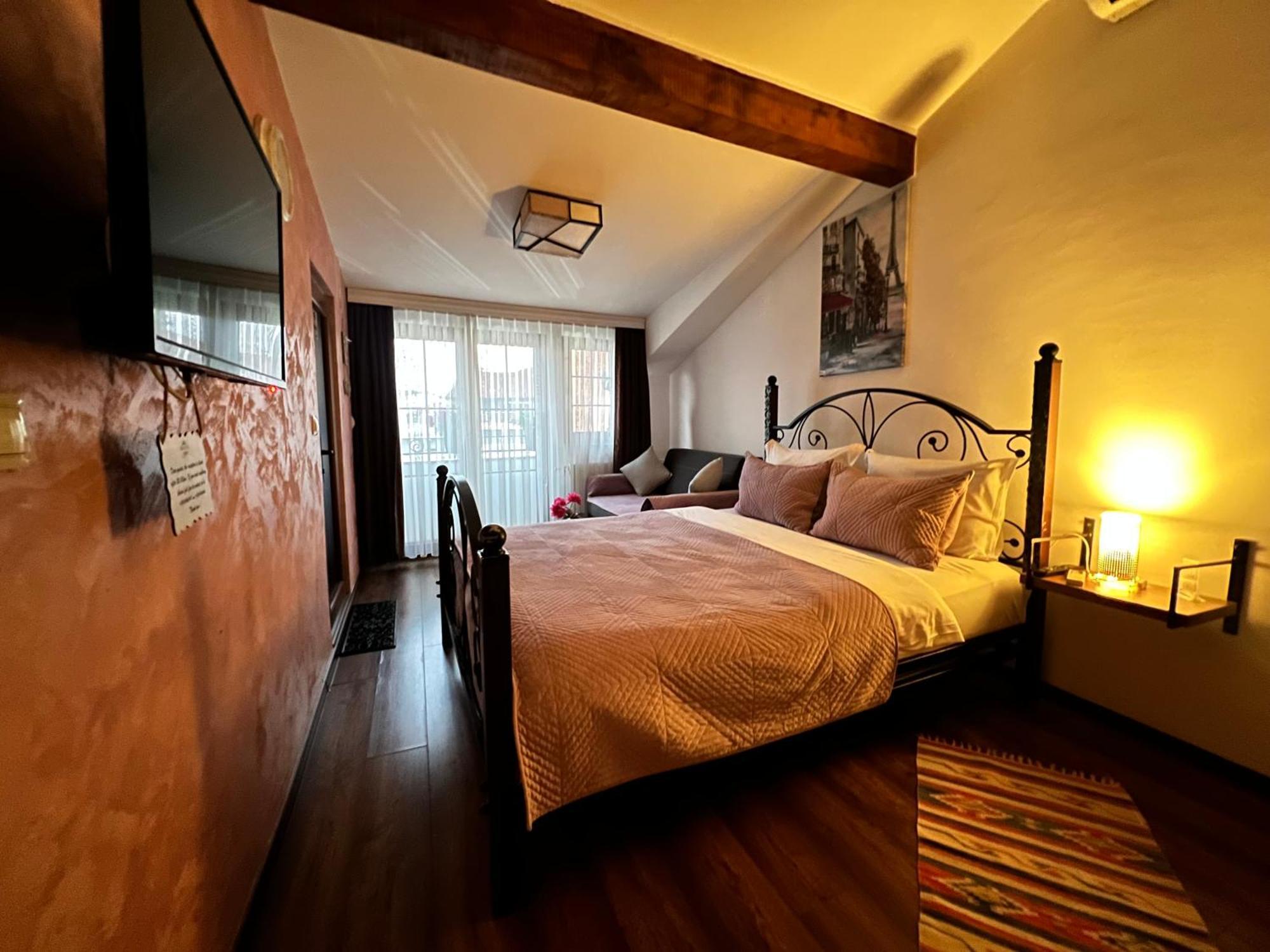 Hotel Fjorr Πρίζρεν Εξωτερικό φωτογραφία