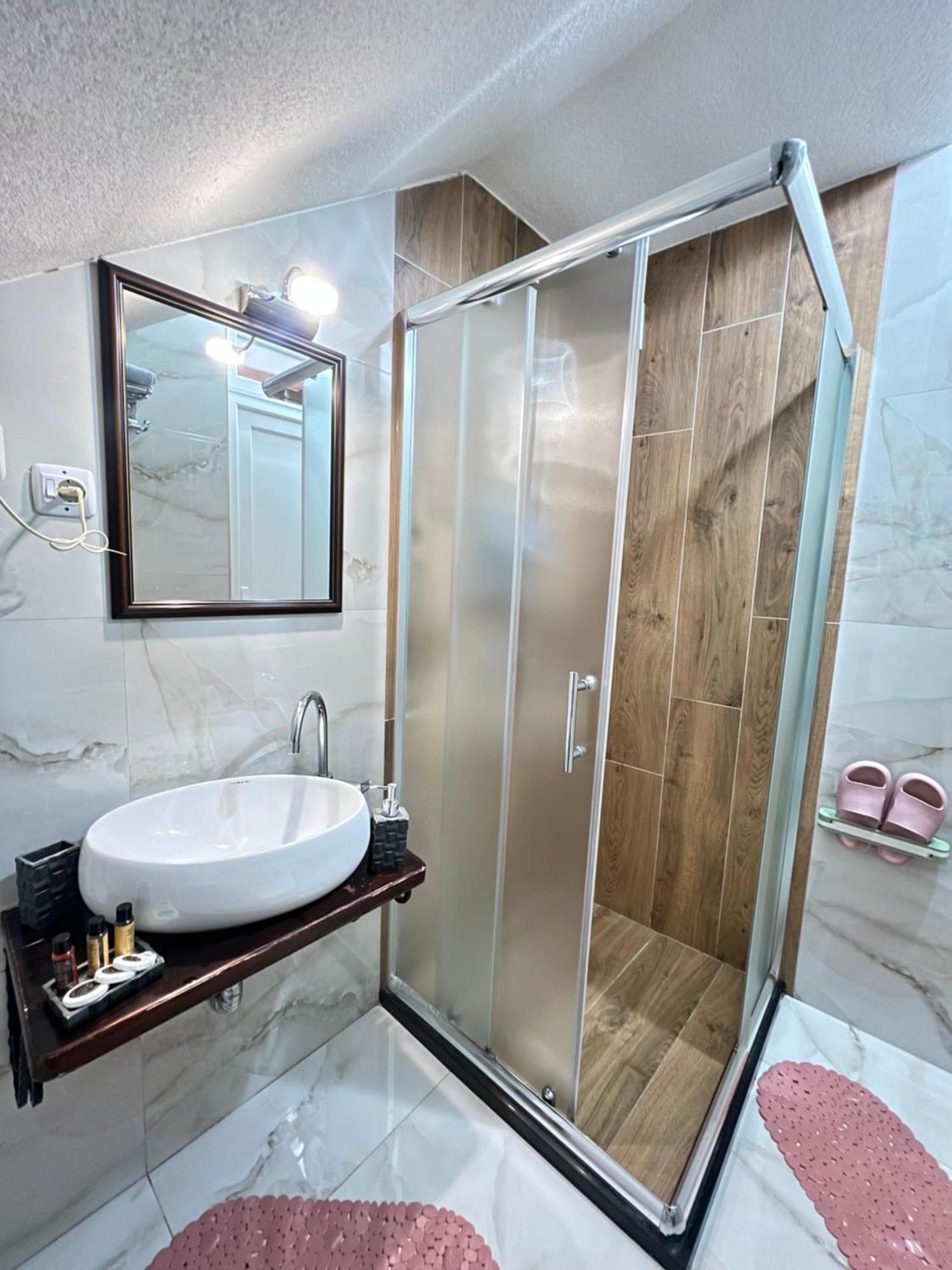 Hotel Fjorr Πρίζρεν Εξωτερικό φωτογραφία