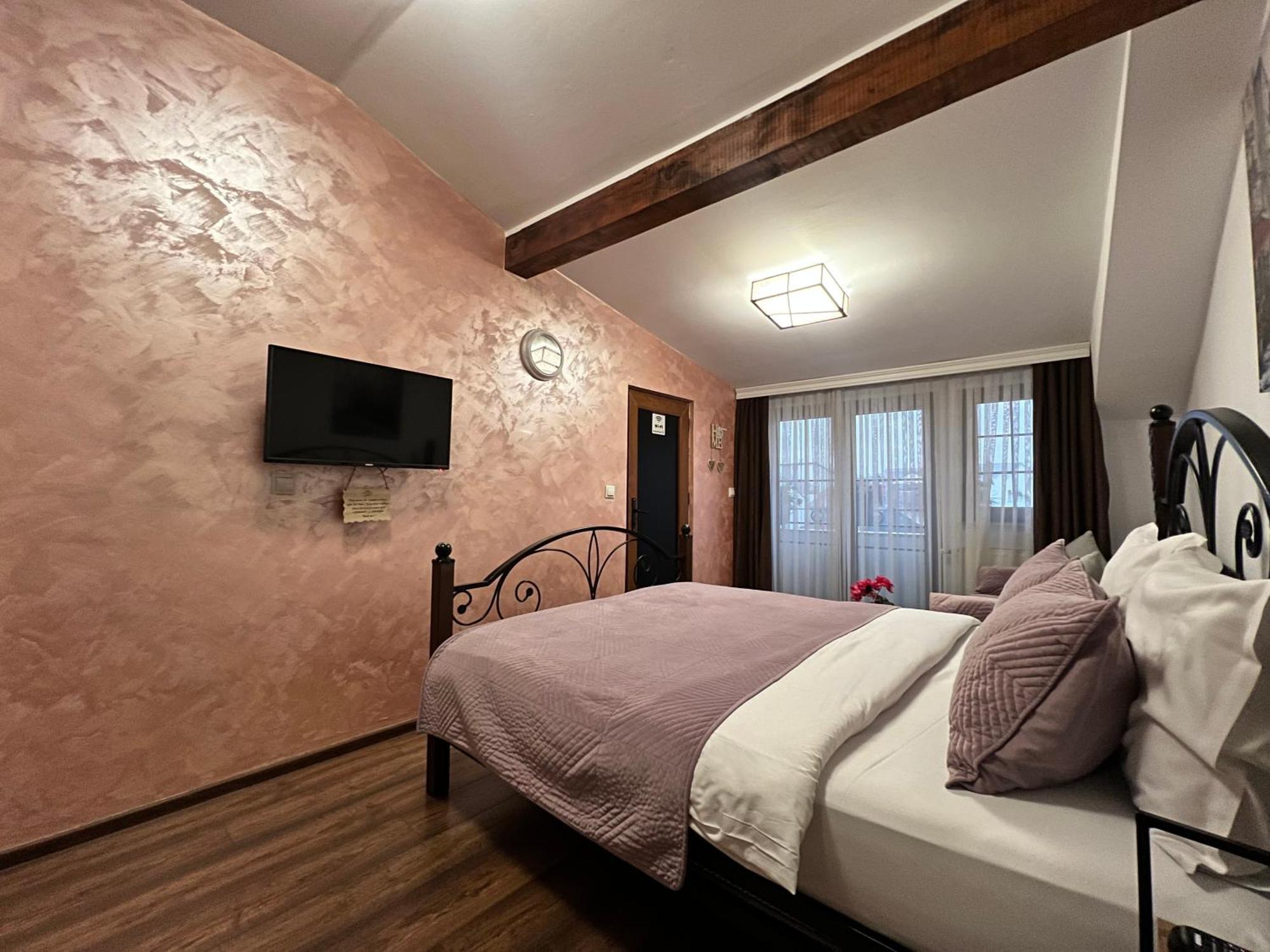 Hotel Fjorr Πρίζρεν Εξωτερικό φωτογραφία