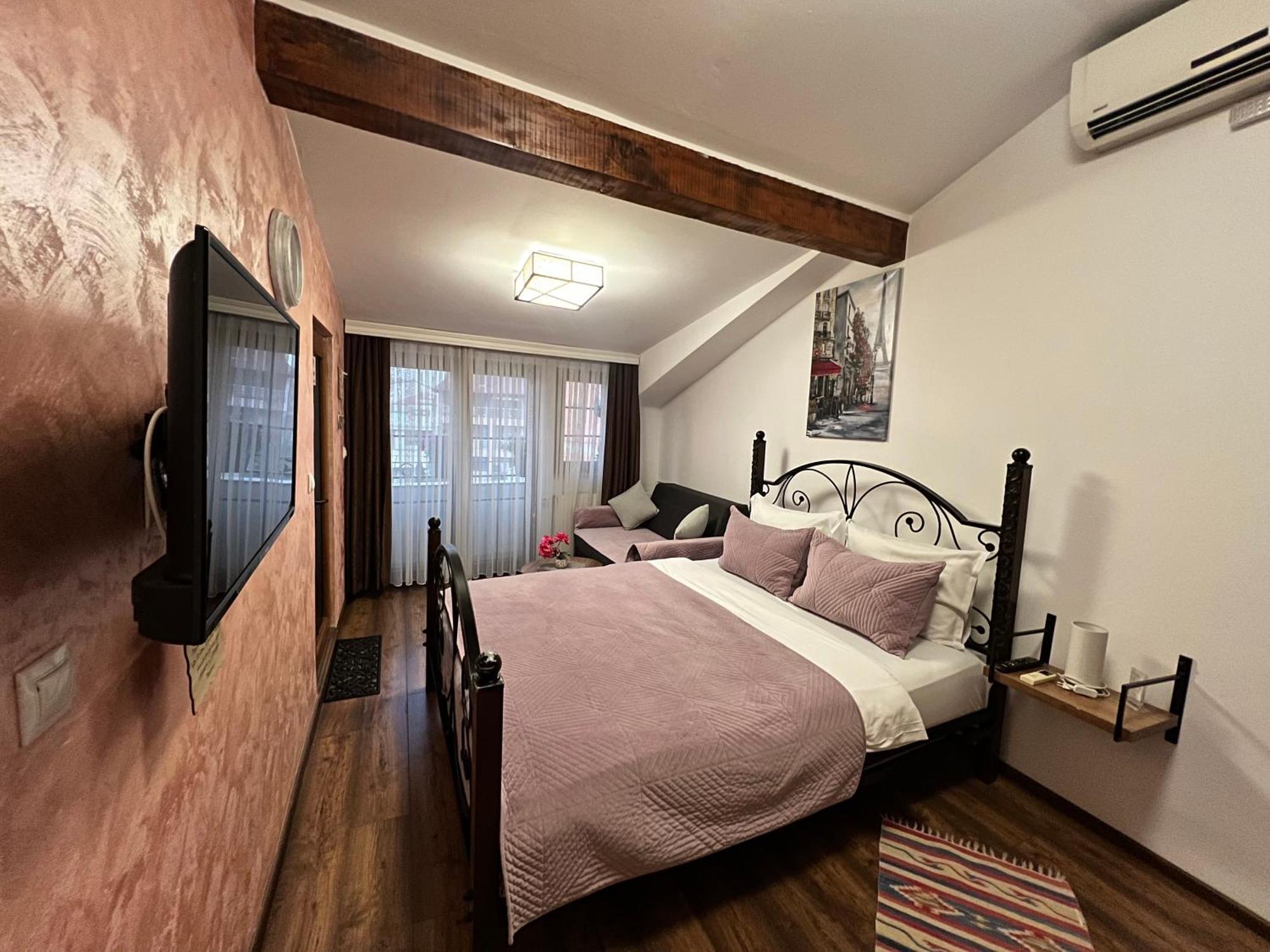 Hotel Fjorr Πρίζρεν Εξωτερικό φωτογραφία