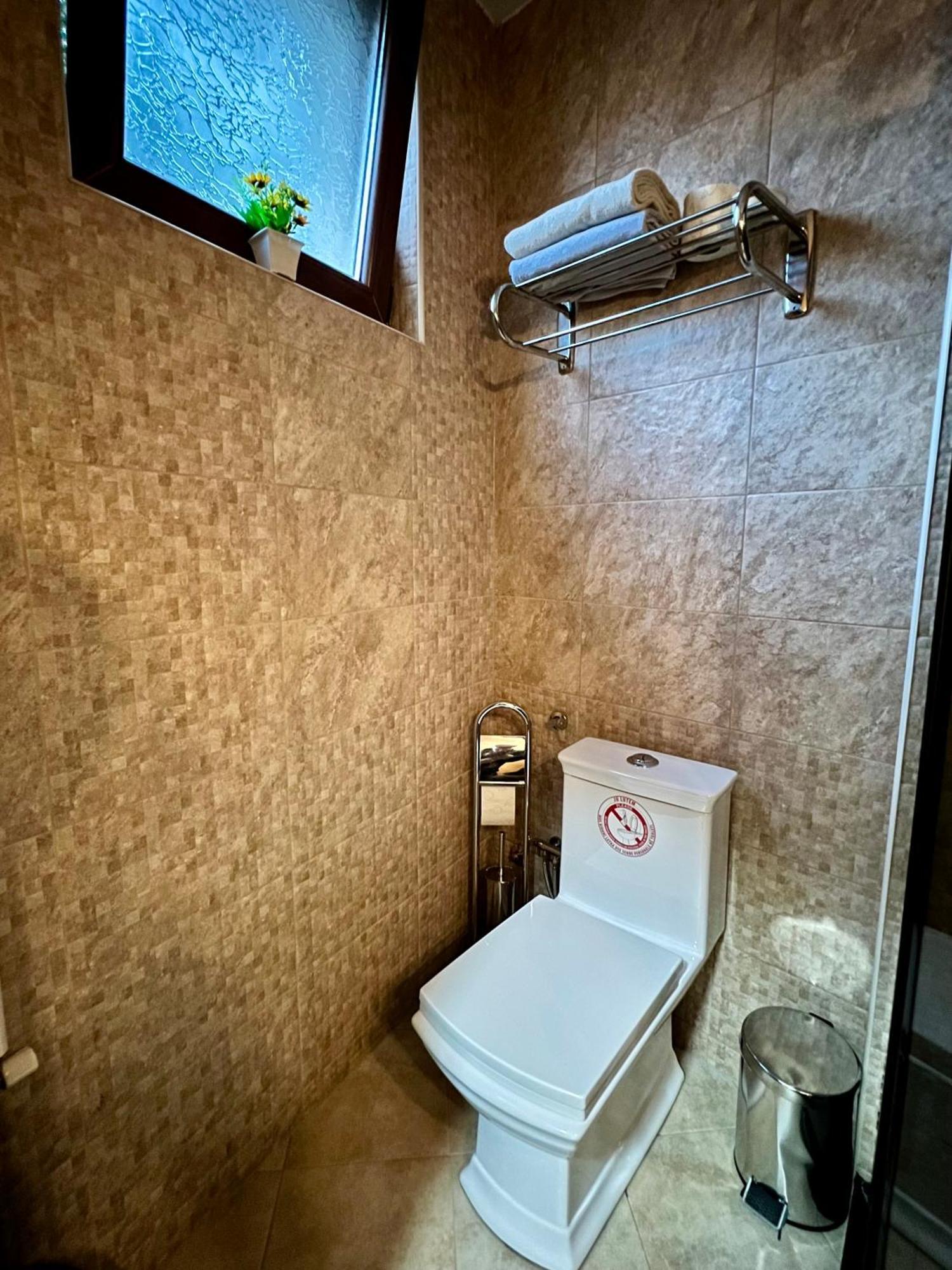 Hotel Fjorr Πρίζρεν Εξωτερικό φωτογραφία
